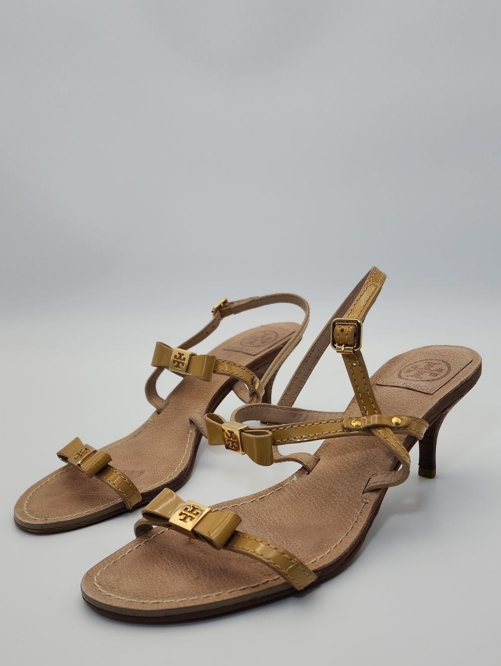 Tory Burch Kailey Bow Kitten Leather Heel Sandals size 9.5